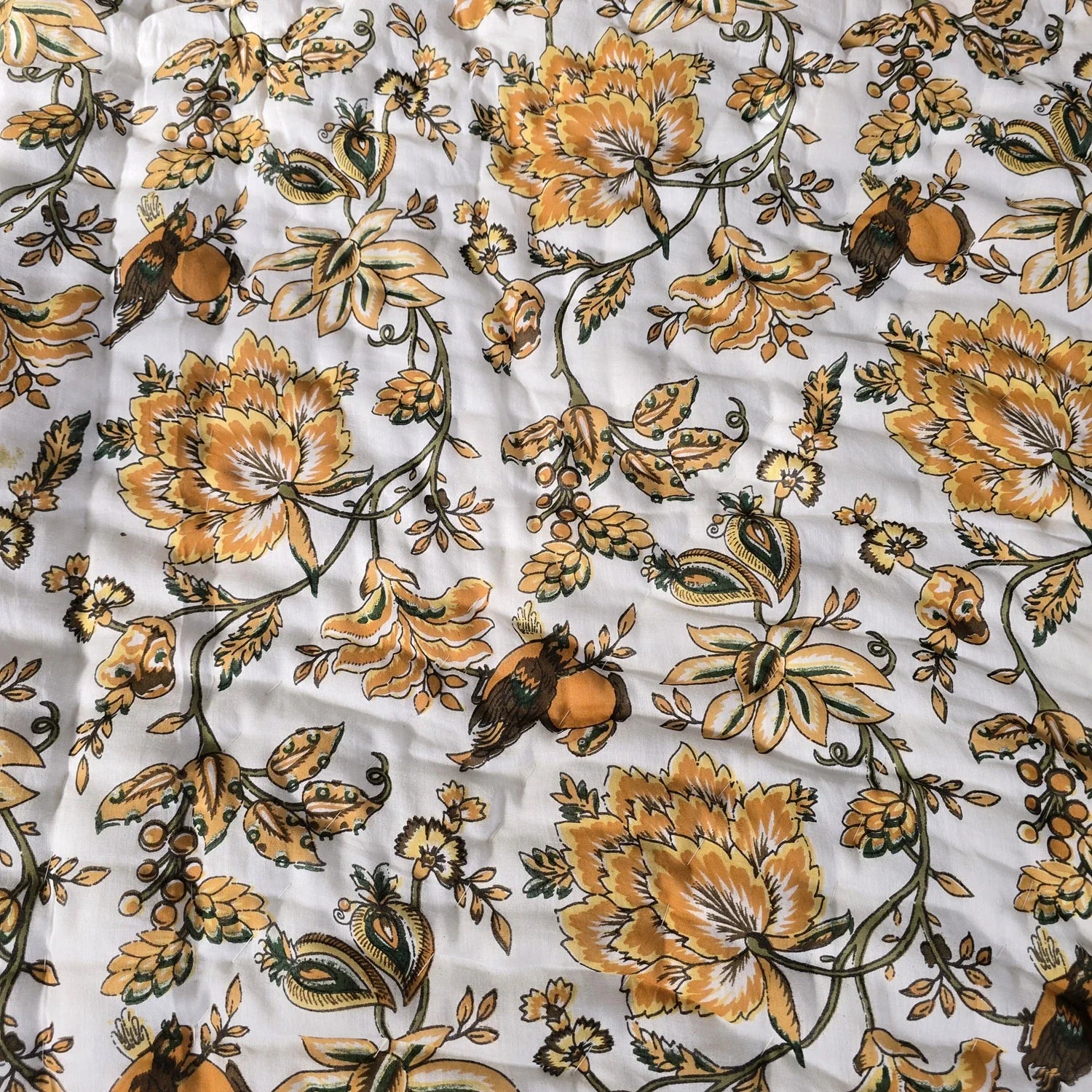 Hand Block Printed Jaipuri Cotton All season AC Quilt - Sunehri Gulzar (90X108 Inches)