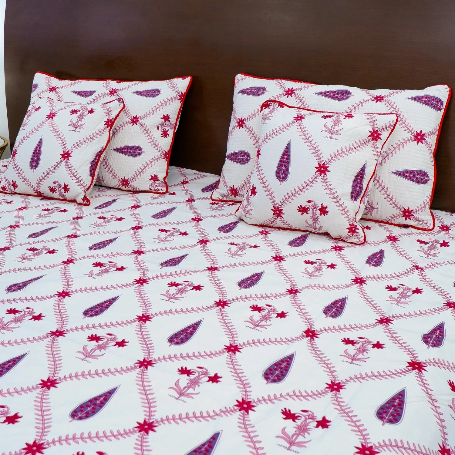 Hand Block Printed Cotton Bedding Set  of 5 Pieces -Red Floral Jaal (90x108 inches)