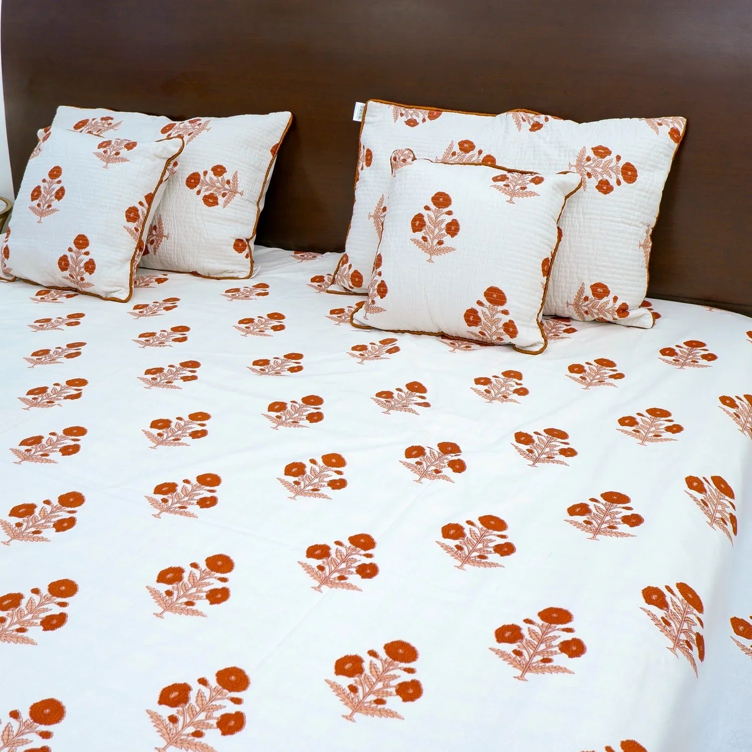 Hand Block Printed Cotton Bedding Set  of 5 Pieces- Red Floral Buta (90x108 inches)