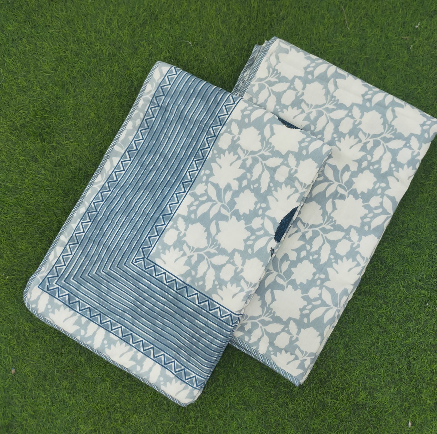 All Season Jaipuri AC Blanket | 100% Cotton | Block Print | Single Bed  – Blue Floral Buta (63X90 Inches)