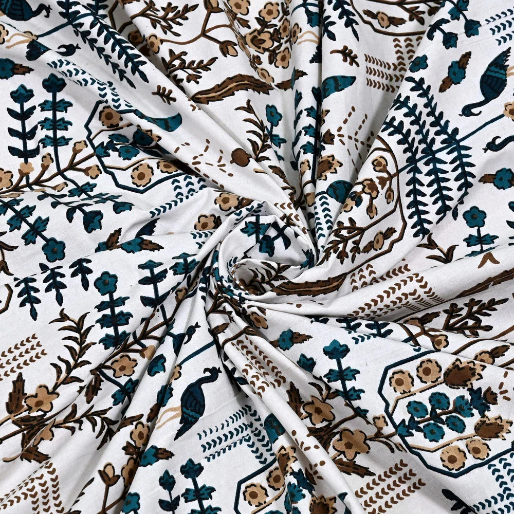 Jaipuri Cotton Double Bedsheet – Beige & Blue Mughal Print (90x108 inches)